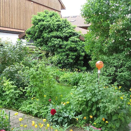 Πανσιόν Haus Schwaller *